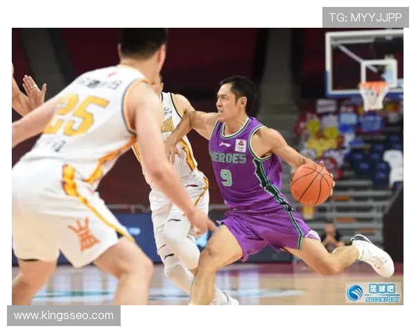 张庆鹏强调团队篮球首发非关键十二人合力才是赢球之道制胜核心